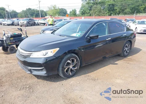 2016 Honda Accord Lx z USA, uszkodzony, nr VIN 1HGCR2F32GA090855